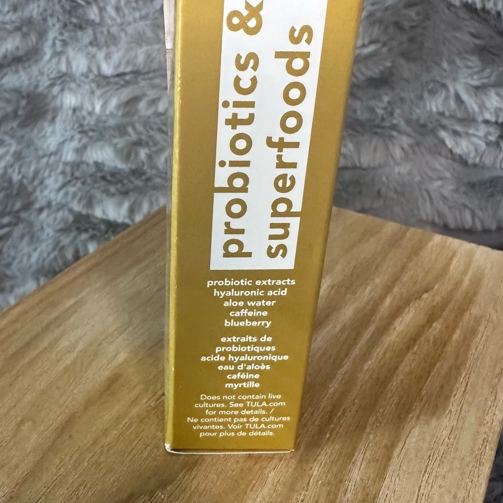 NWT - TULA Skincare Gold Eye Balm - Picture 2 of 2